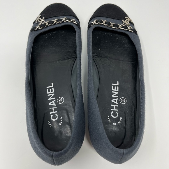 Chanel CC Chain Two Tone Cap Toe Ballet Ballerina Flats Navy Blue Black 37 7 6.5 - Picture 9 of 13
